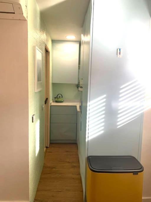 Exclusivo Y Acogedor Piso Con Encanto En Plaza Chueca, Con Aire Acondicionado Y Calefaccion Apartment Madrid Exterior photo